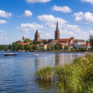 Przegląd landów: Meklemburgia – kraina tysiąca jezior i bałtyckiego spokoju
